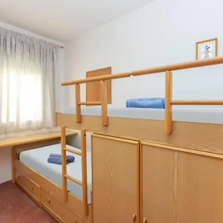 Holiday home Global Edificio Garcomar I 28589